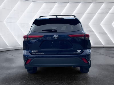 2023 Toyota Highlander Base