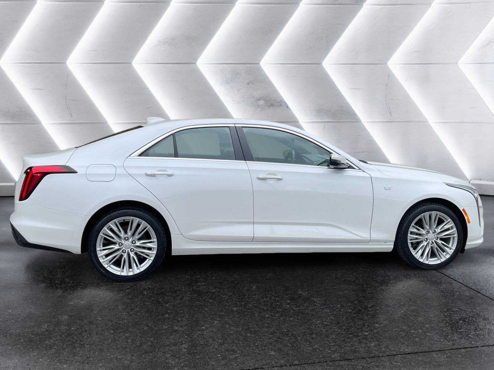 2024 Cadillac CT4 Premium Luxury