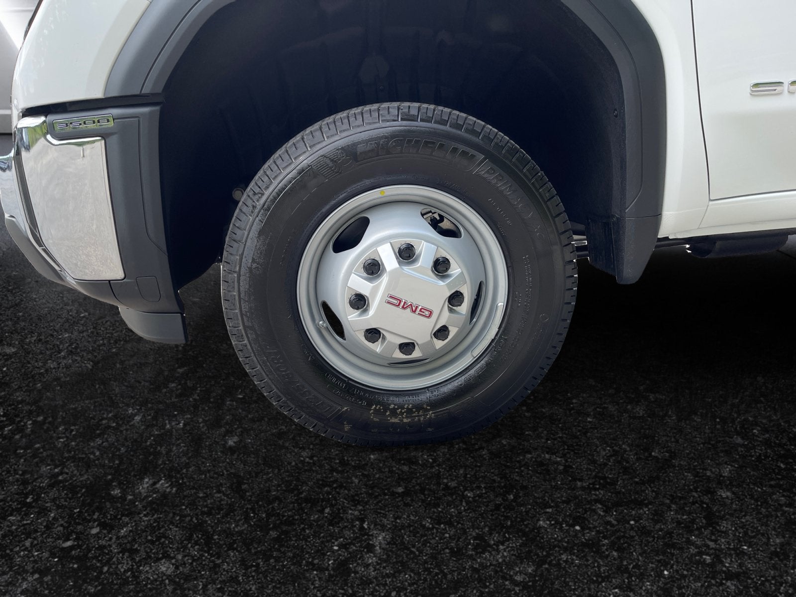 2026 GMC Sierra 3500 HD Chassis Cab Pro