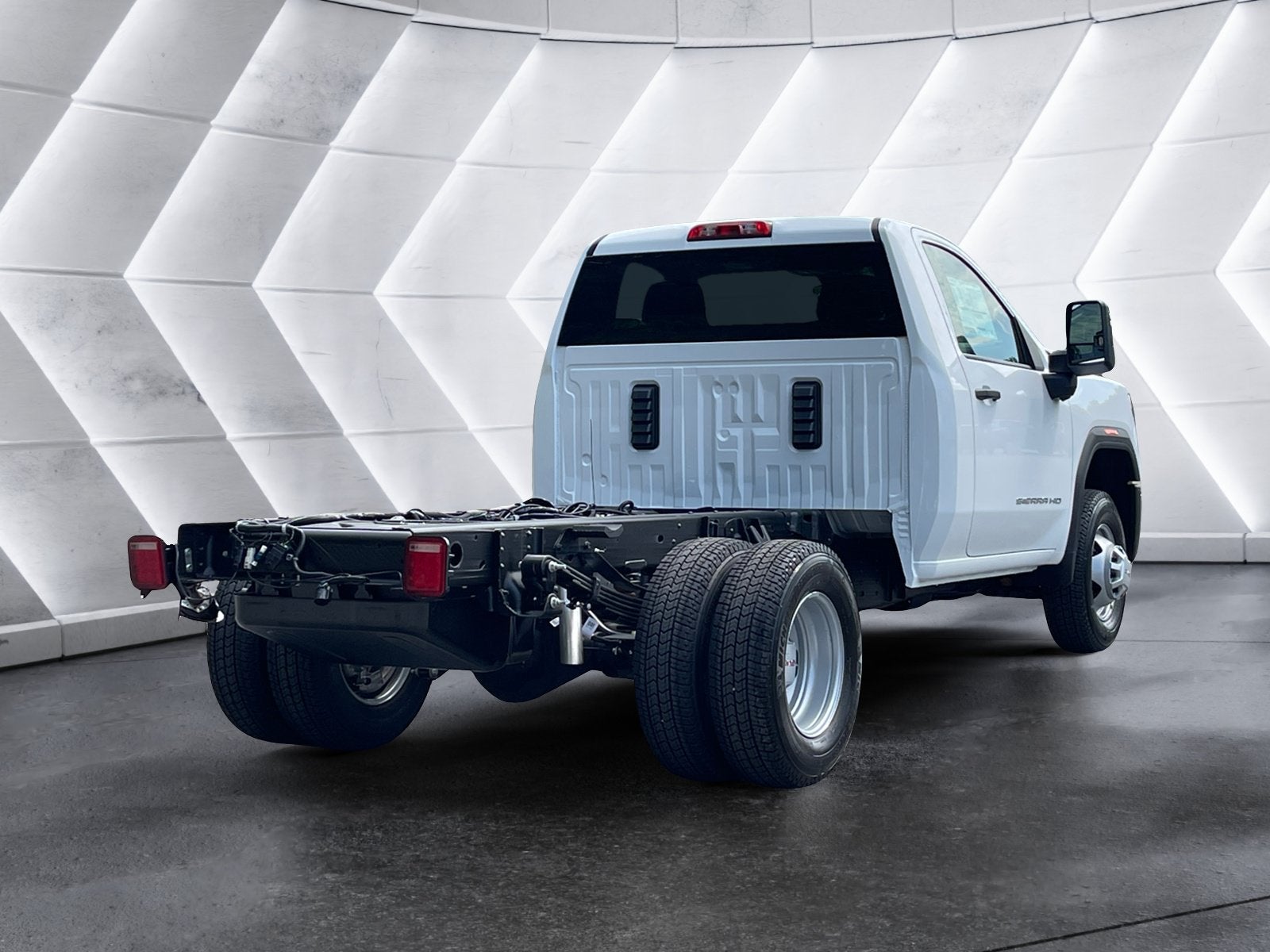2026 GMC Sierra 3500 HD Chassis Cab Pro