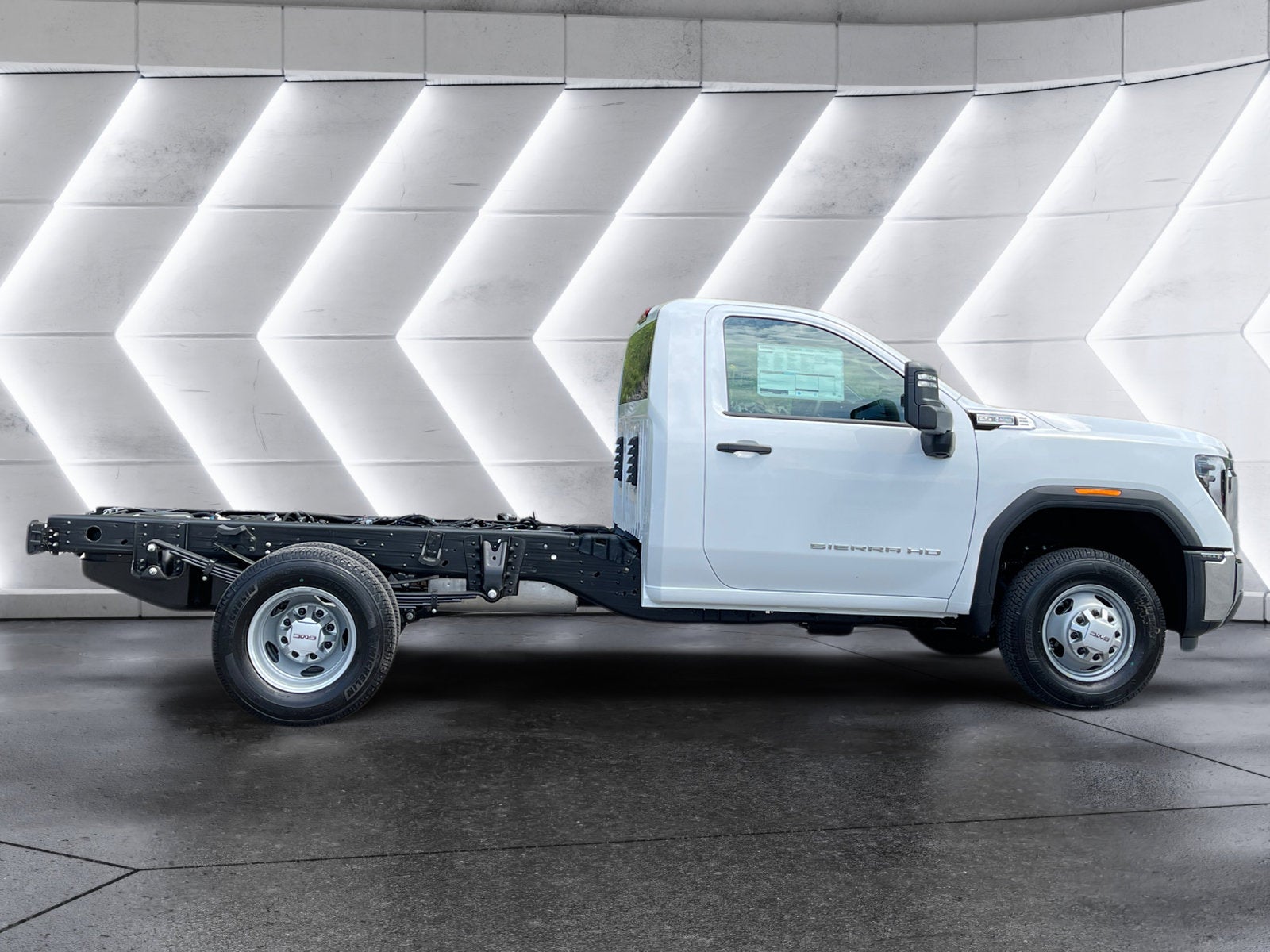 2026 GMC Sierra 3500 HD Chassis Cab Pro