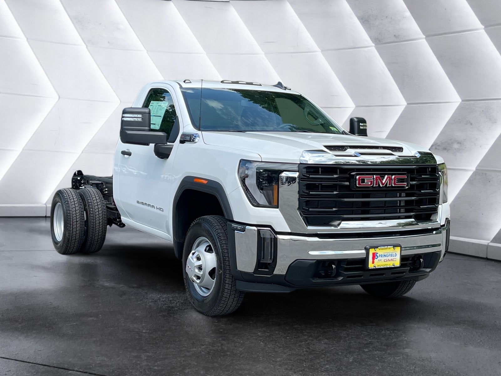 2026 GMC Sierra 3500 HD Chassis Cab Pro