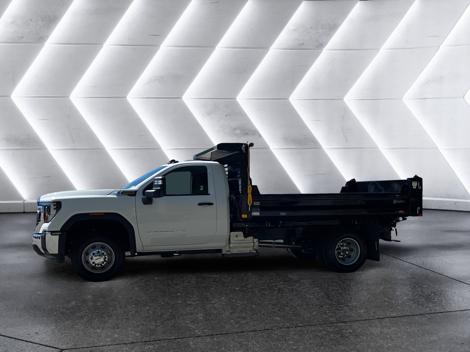 2025 GMC Sierra 3500 HD Chassis Cab Pro Dejana DynaPro 11 Ft. 2-3 Yard Dump