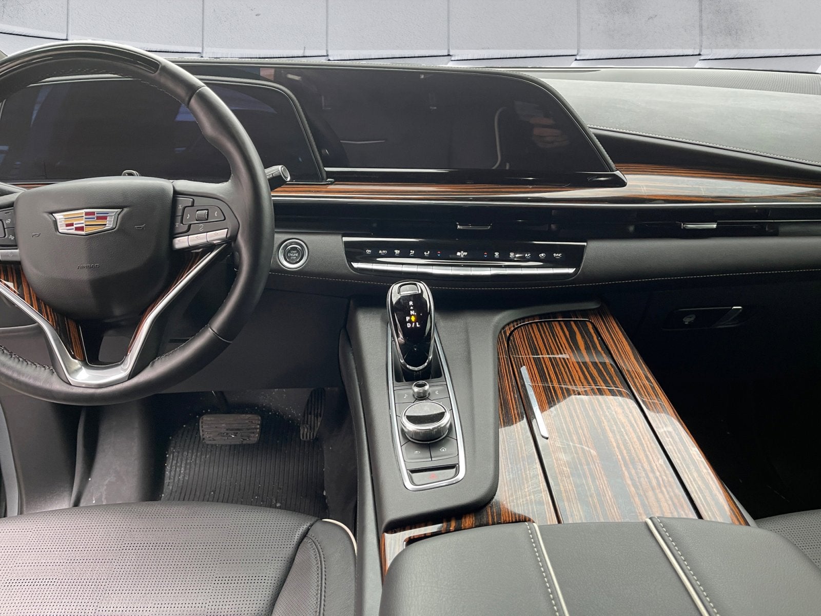 2024 Cadillac Escalade Premium Luxury