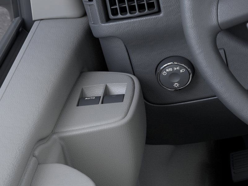 2026 GMC Savana Cutaway 3500 1WT Unicell 15 Ft Classic Cube