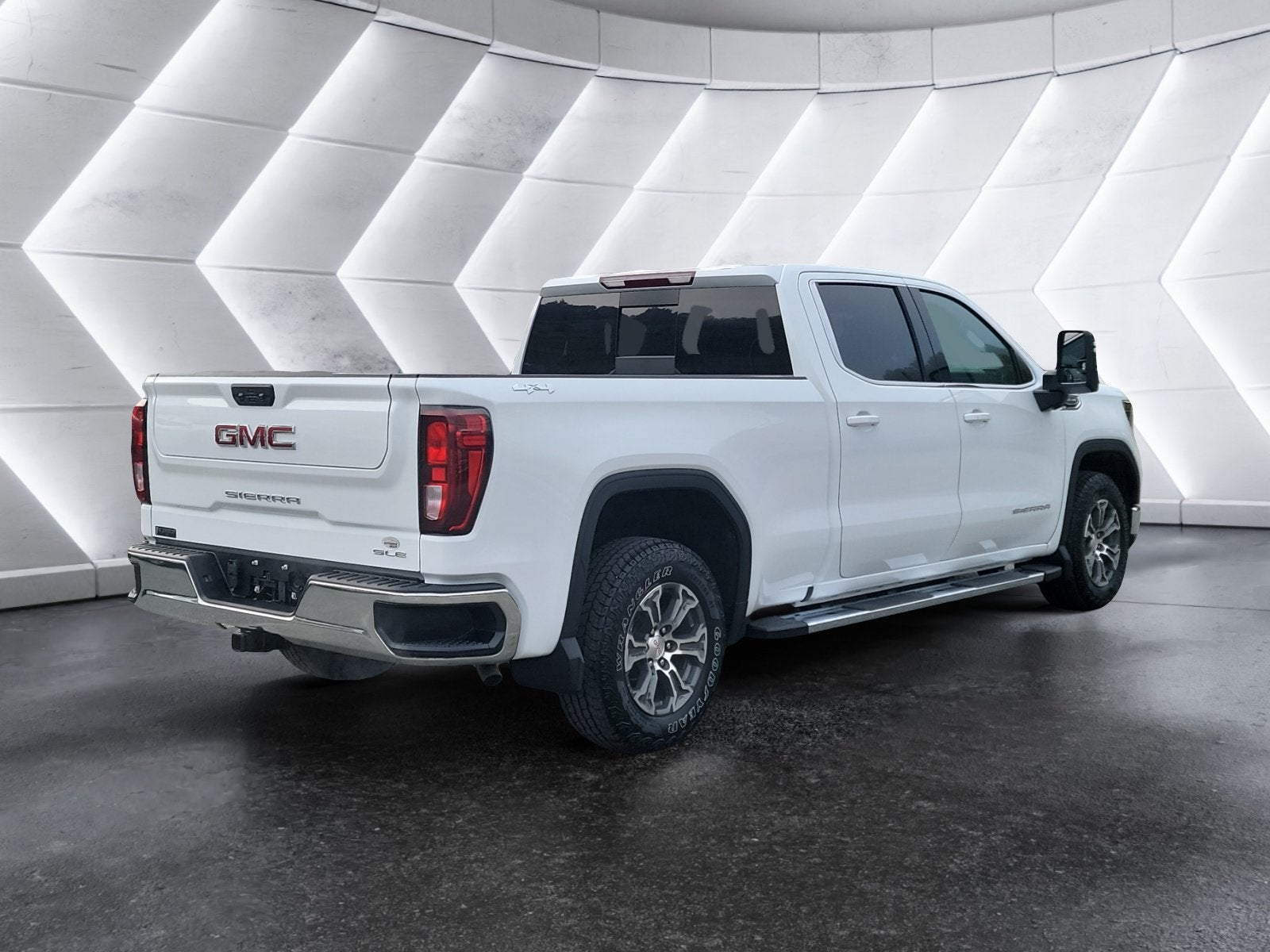 2026 GMC Sierra 1500 SLE