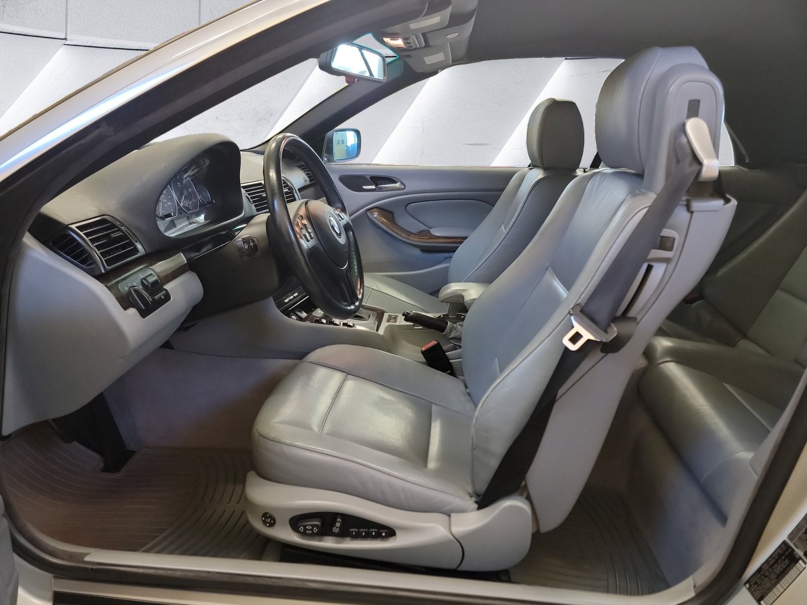 2002 BMW 3 Series 330Ci
