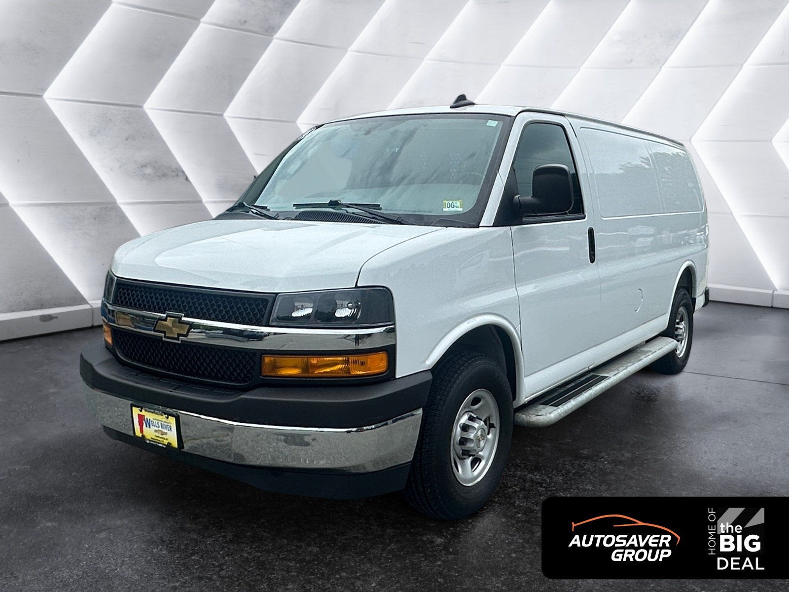 2024 Chevrolet Express Cargo 2500 WT