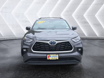2022 Toyota Highlander Hybrid XLE