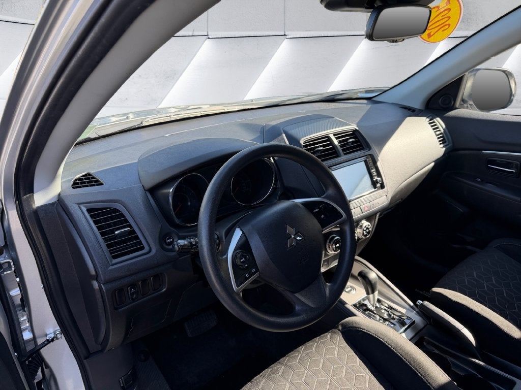 2025 Mitsubishi Outlander Sport Base