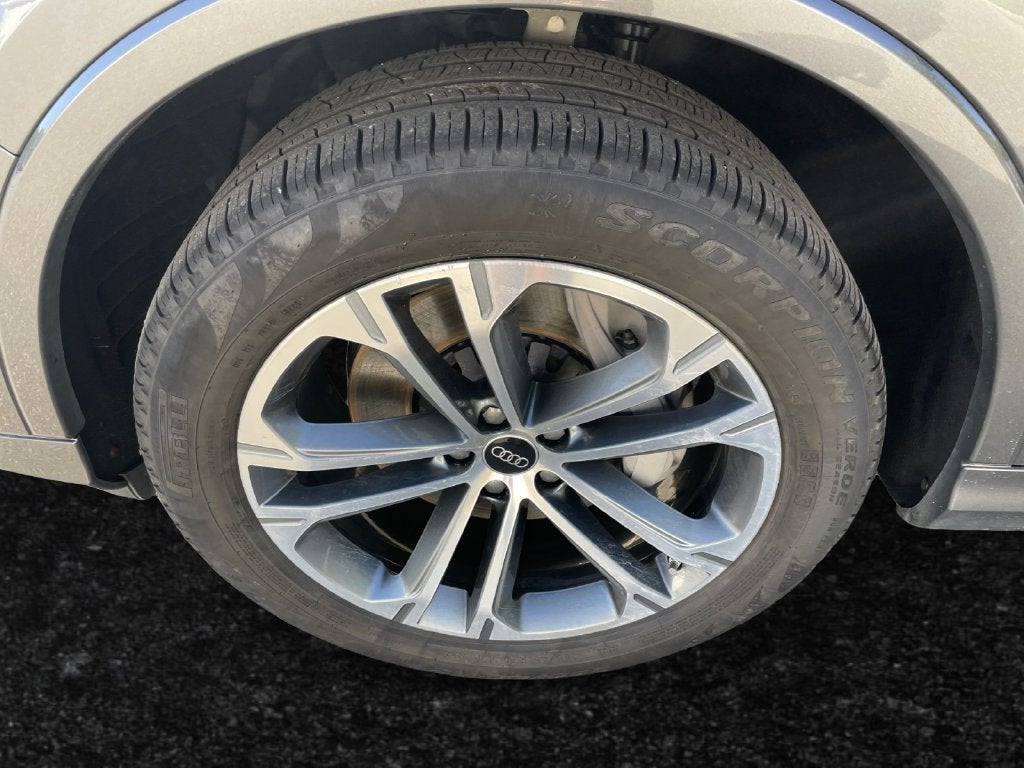 2025 Audi Q7 45 Premium Plus quattro