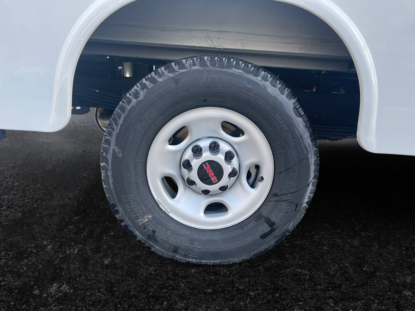 2025 GMC Savana Cutaway 3500 1WT