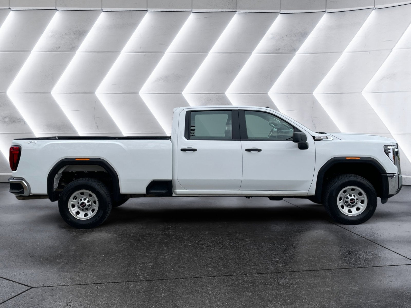 2024 GMC Sierra 3500 HD Pro