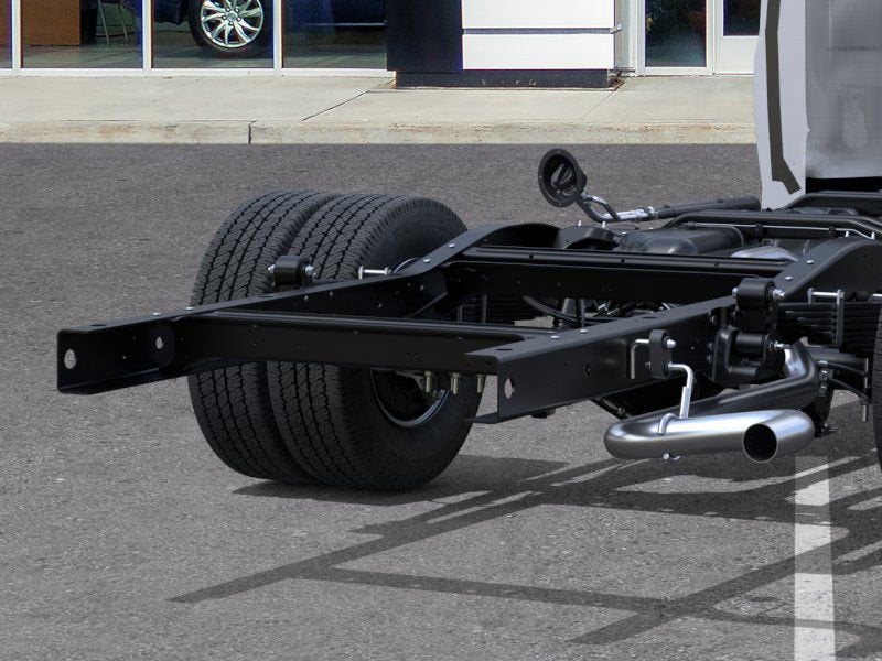 2025 GMC Savana Cutaway 3500 1WT Dejana Duracube