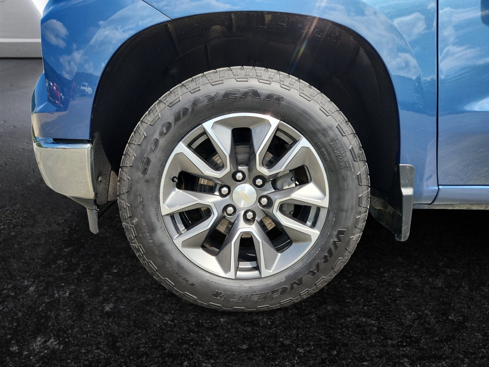 2024 Chevrolet Silverado 1500 LT (2FL)