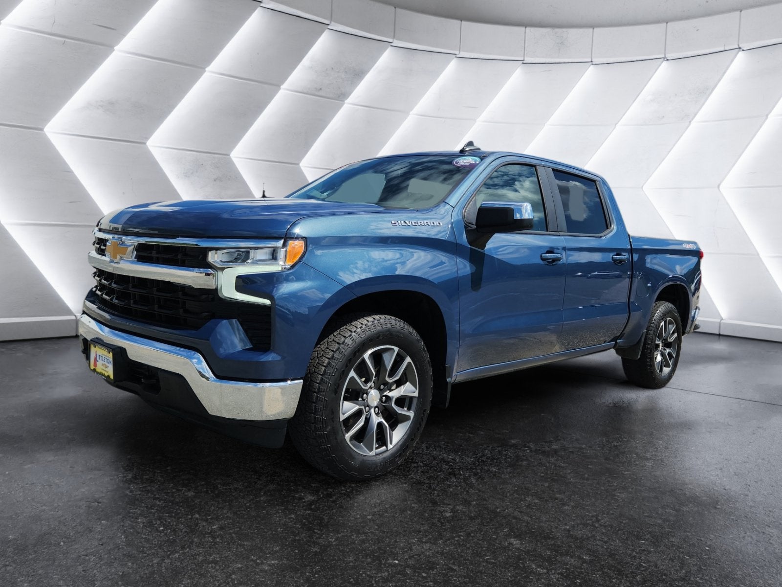 2024 Chevrolet Silverado 1500 LT (2FL)