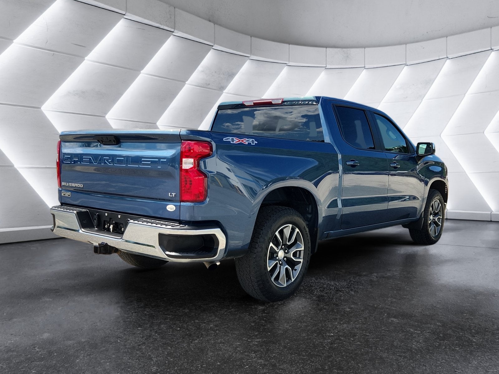 2024 Chevrolet Silverado 1500 LT (2FL)