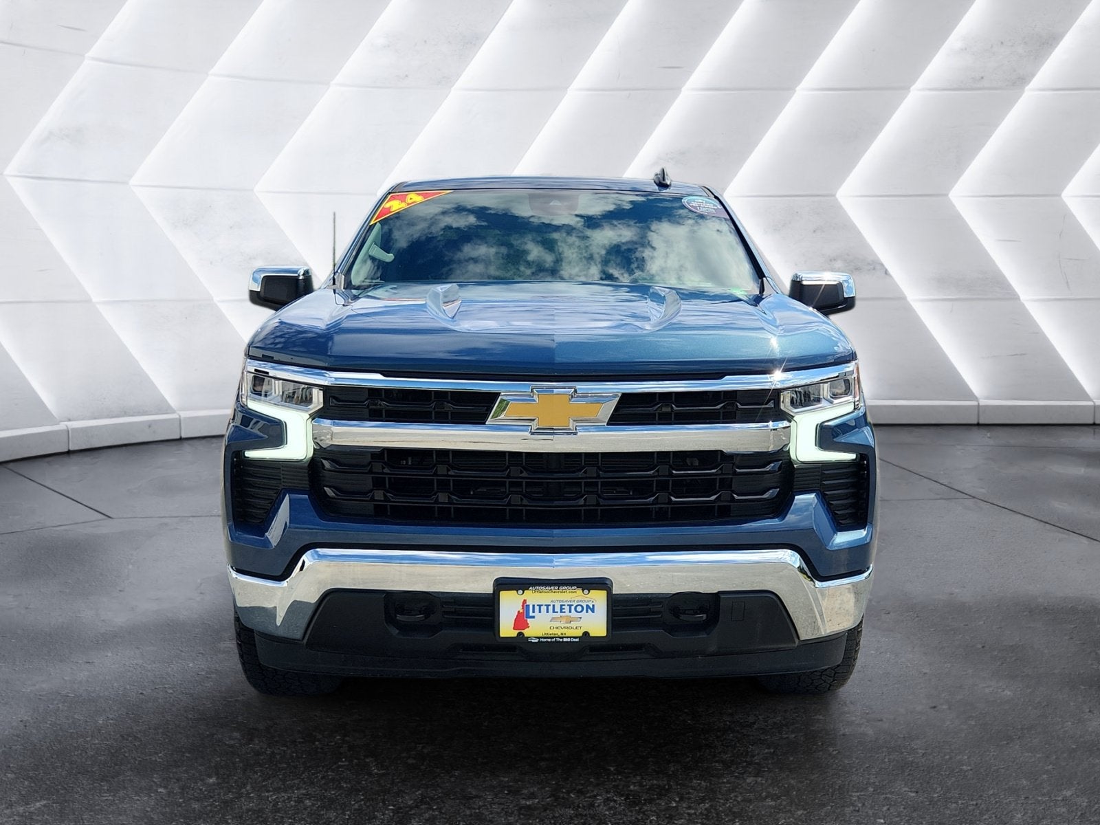 2024 Chevrolet Silverado 1500 LT (2FL)