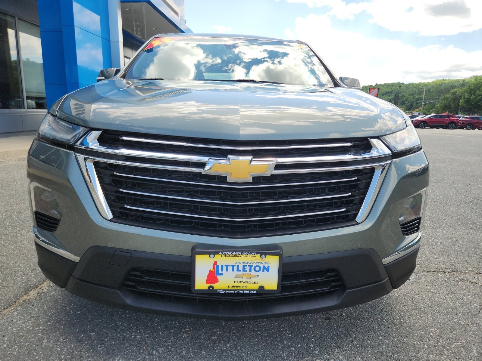 2023 Chevrolet Traverse LT Leather