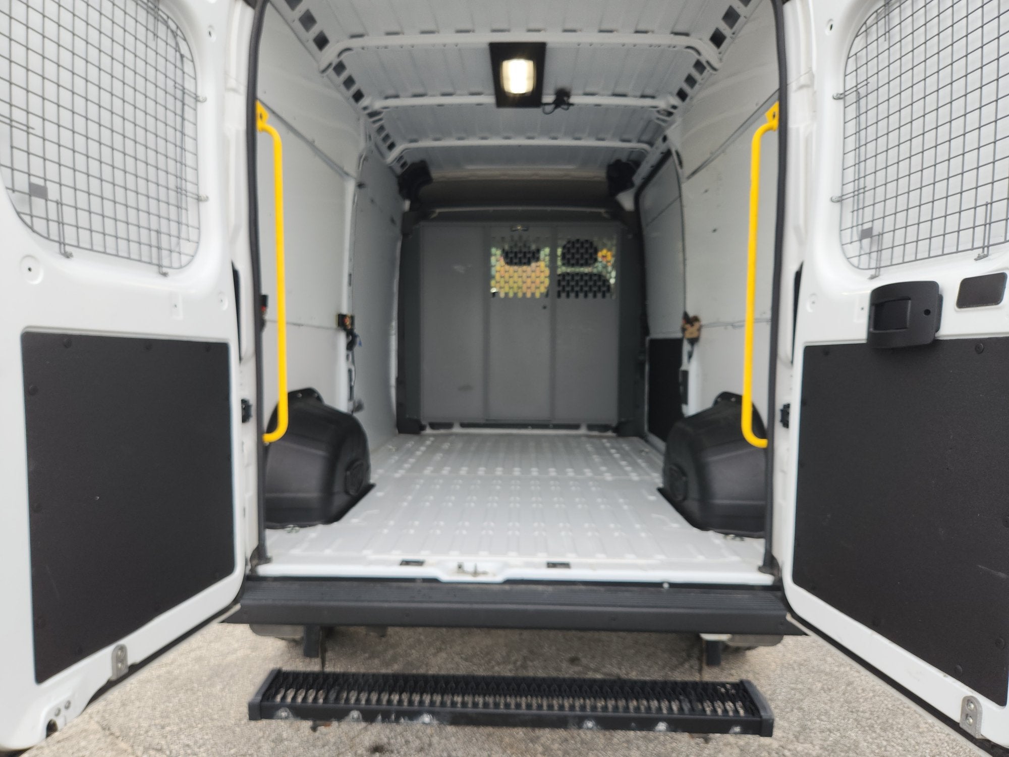 2024 RAM ProMaster Cargo Van SLT