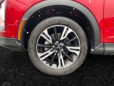 2025 Mitsubishi Eclipse Cross Base