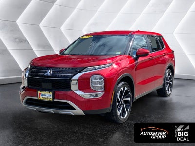 2023 Mitsubishi Outlander Base
