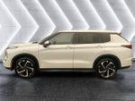 2024 Mitsubishi Outlander Base