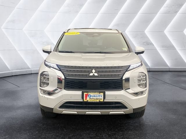 2024 Mitsubishi Outlander Base