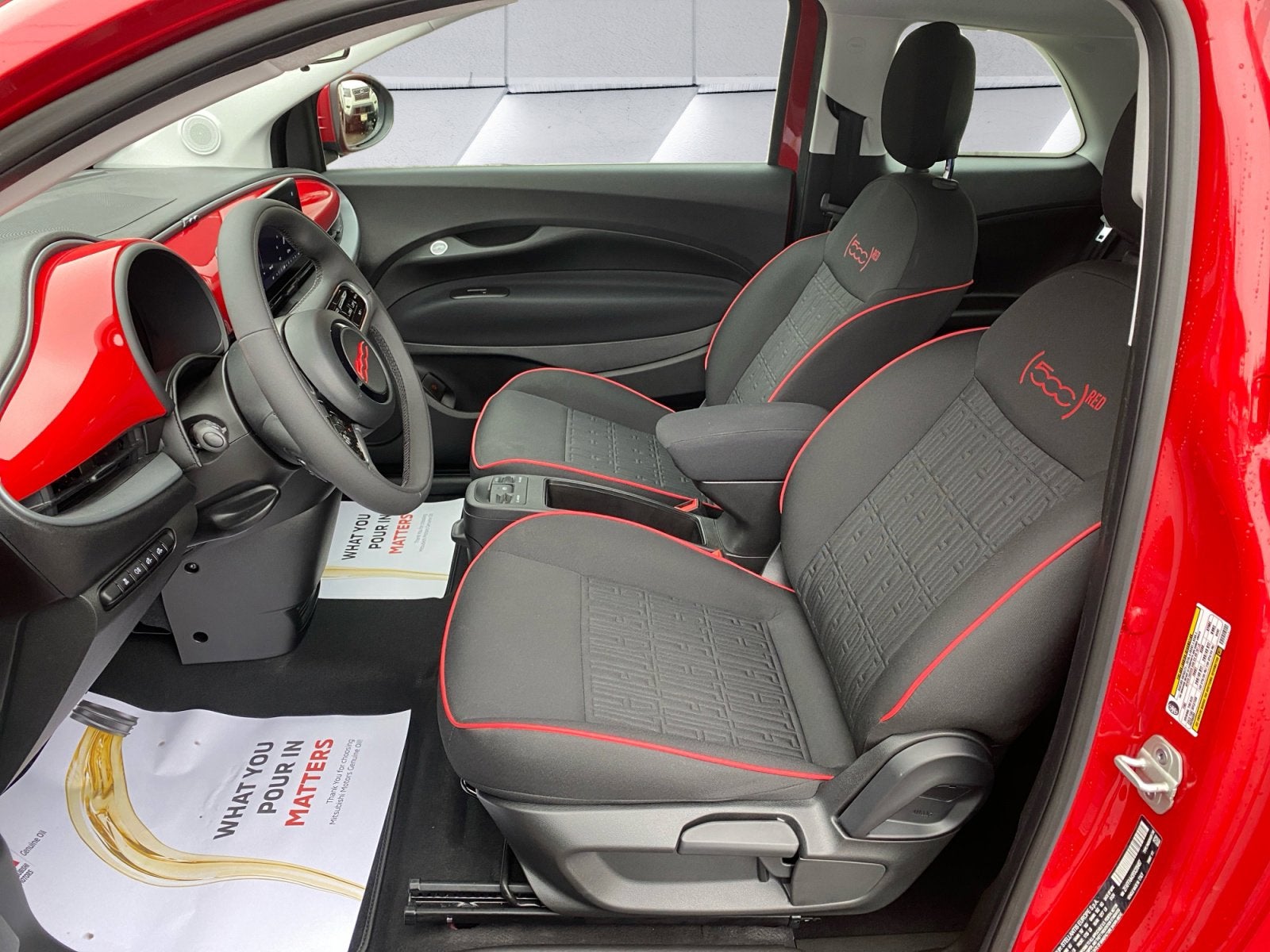 2024 FIAT 500e INSPI(RED)
