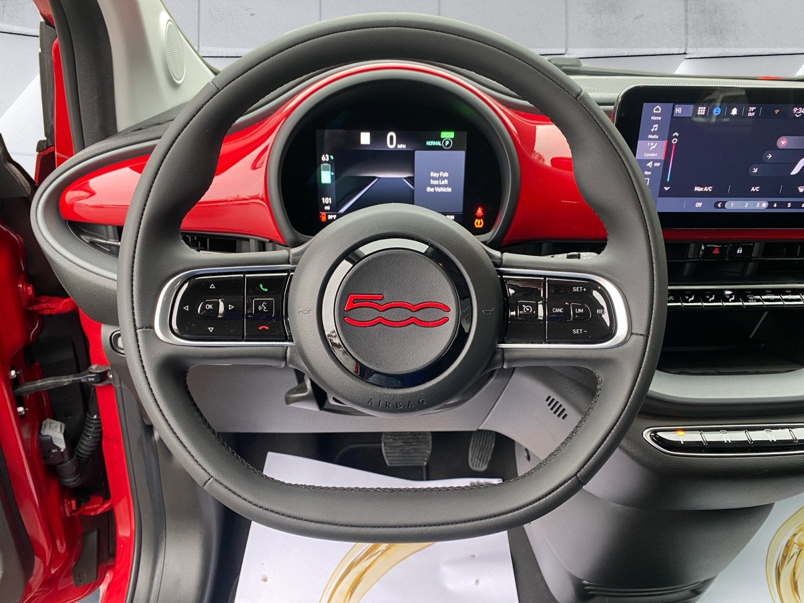 2024 FIAT 500e INSPI(RED)