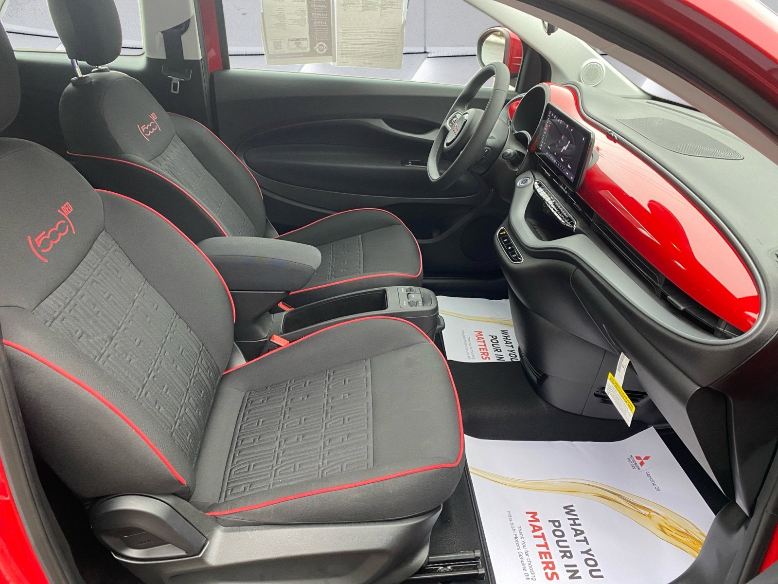 2024 FIAT 500e INSPI(RED)