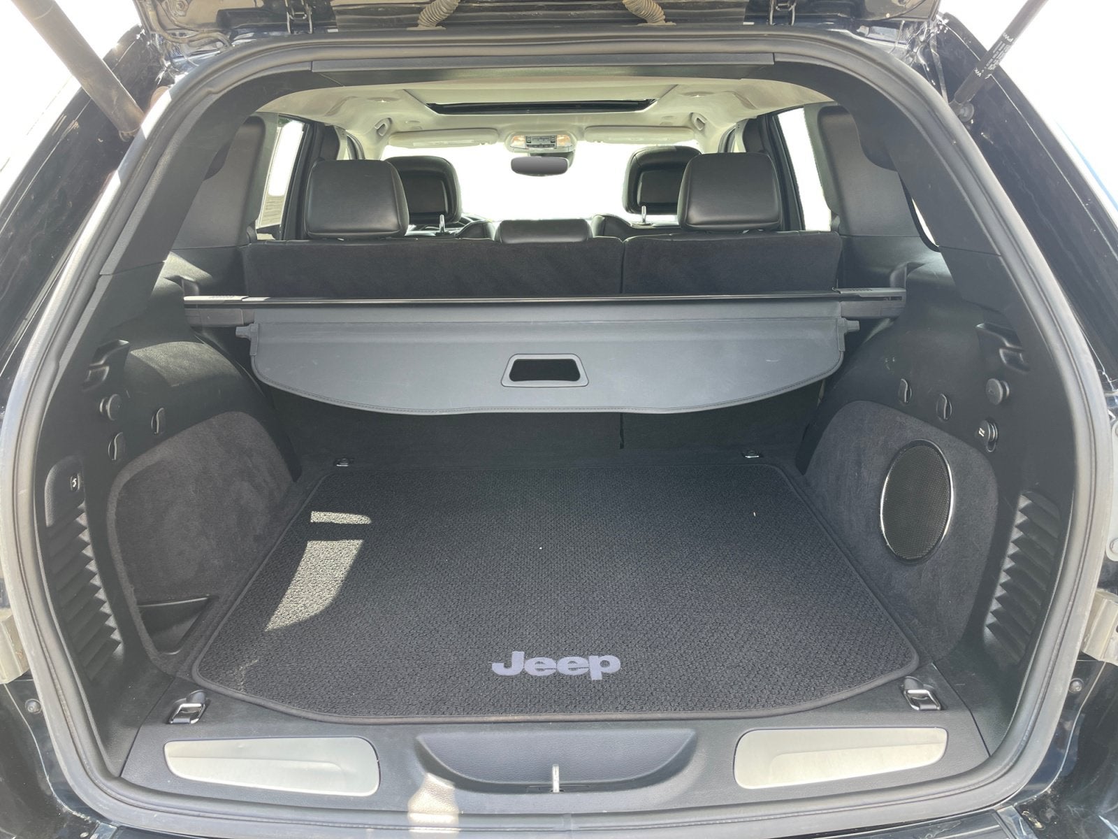 2020 Jeep Grand Cherokee Summit