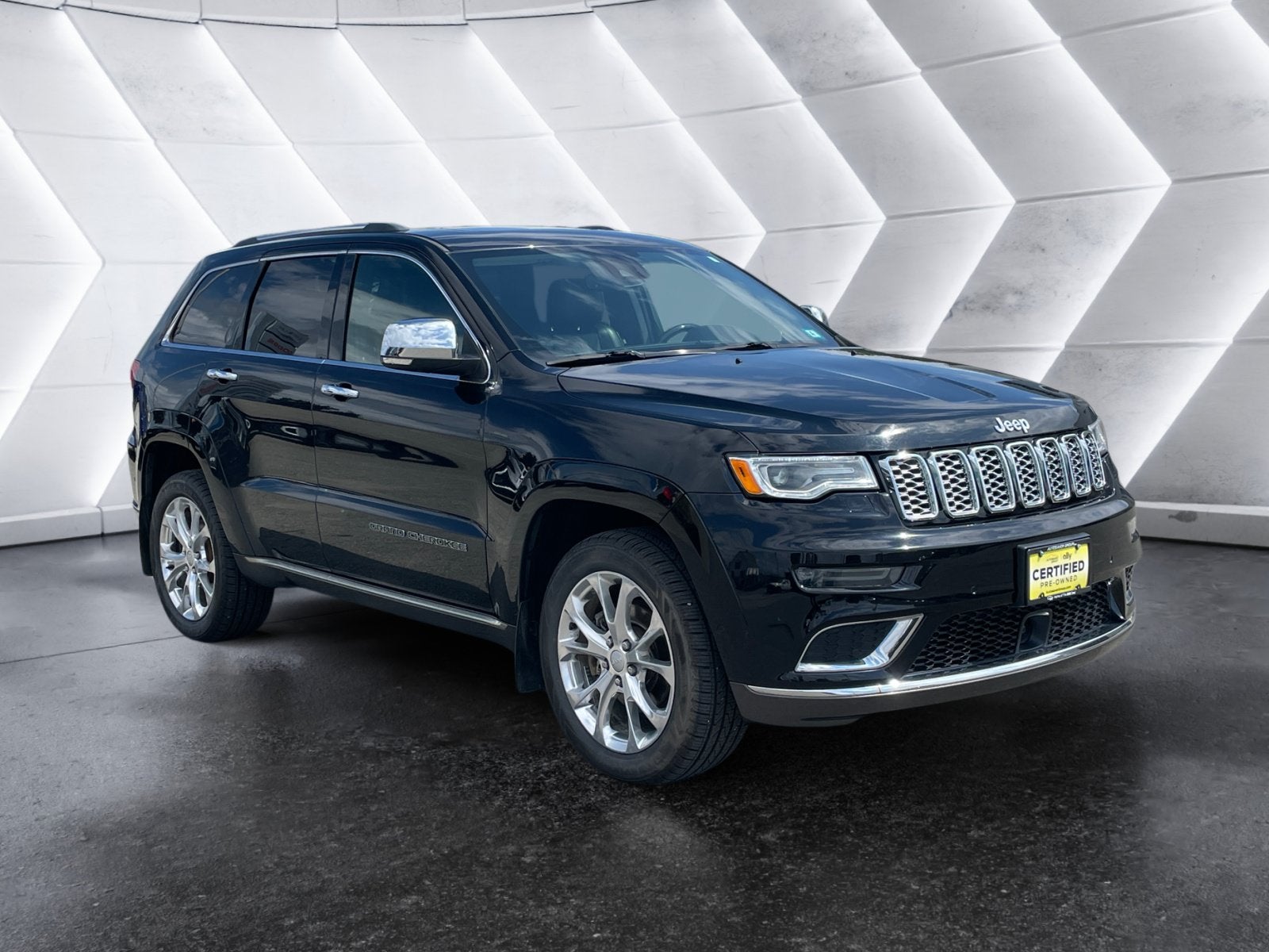 2020 Jeep Grand Cherokee Summit