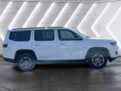 2023 Jeep Wagoneer Base