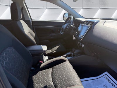 2025 Mitsubishi Outlander Sport 2.0 LE